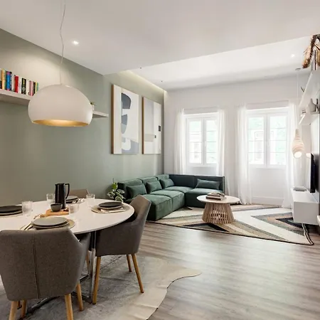 The House In Principe Real Апартаменти